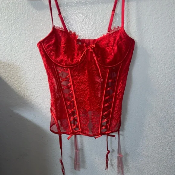 Lingerie - Picture 4 of 4